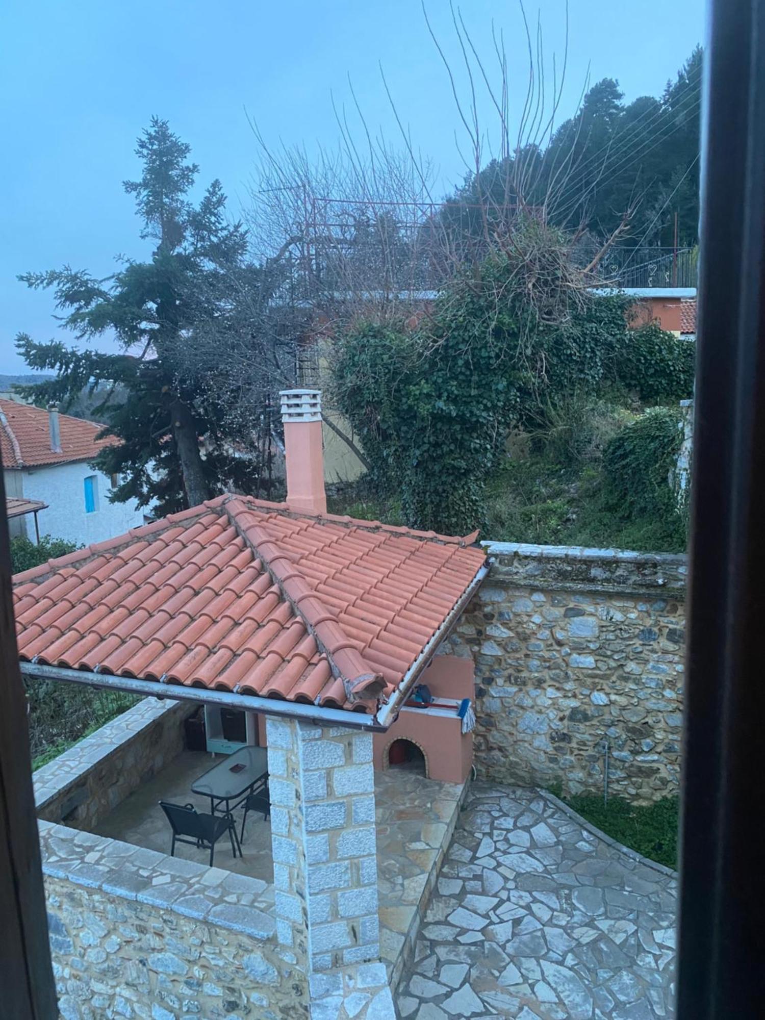 Apostolia's Small House Bed And View *