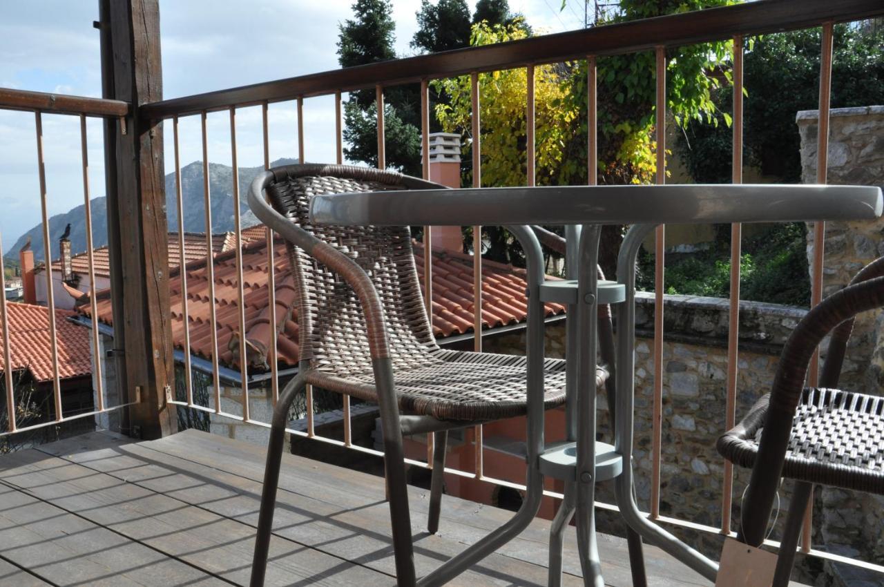 Country house Apostolia's Small House Bed And View